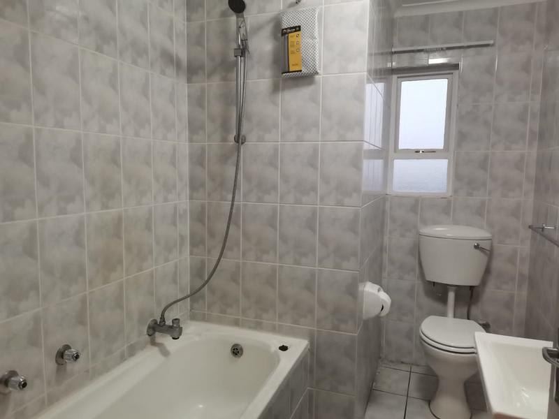 To Let 1 Bedroom Property for Rent in Milnerton Central Western Cape